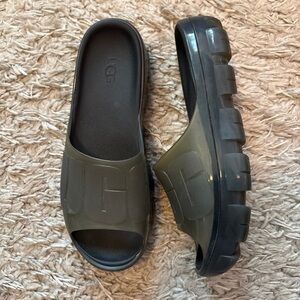 UGG Jella Slides